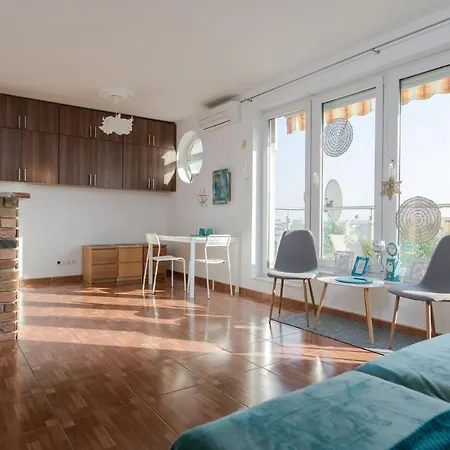 Top Floor View Apartment *